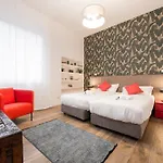 Joivy Elegant Flats In The Centre Of ジェノヴァ