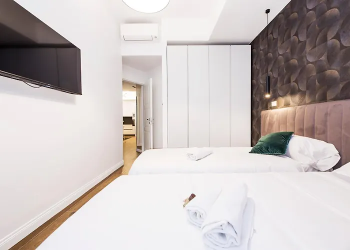 Joivy Elegant Flats In The Centre Of