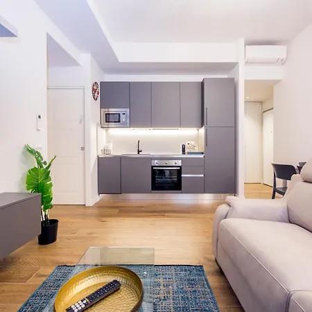 Joivy Elegant Flats In The Centre Of *